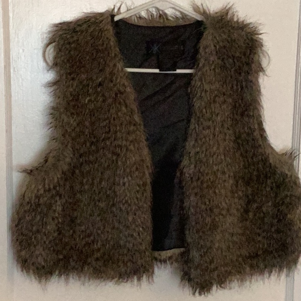 Kardashian Faux Fur Vest size L